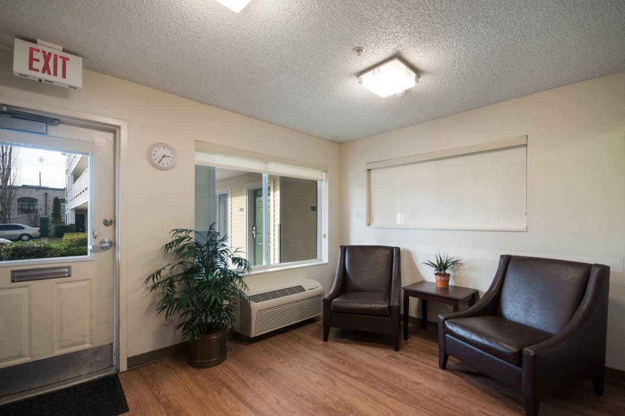Hometowne By Red Roof Seattle - Kent/des Moines Motel